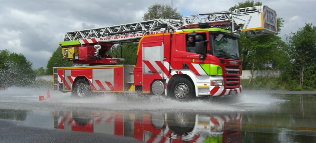 Leiterwagen beim Fahrsicherheitstraining